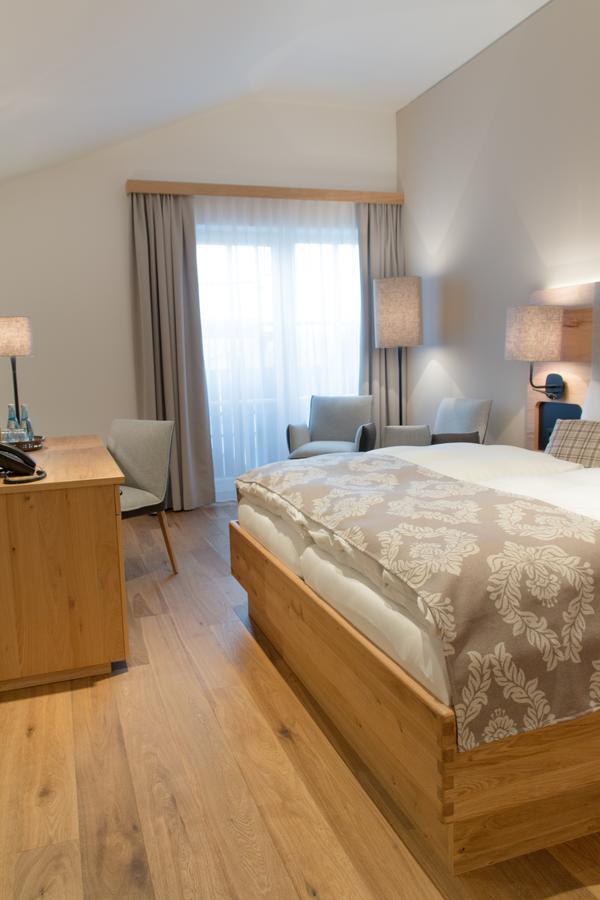 Landgasthaus Helpfauer Hof Bagian luar foto